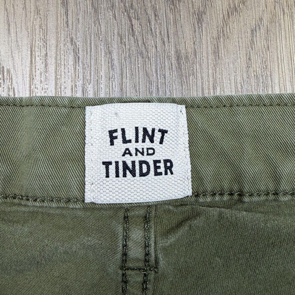 Flint And Tinder Pants Mens 31x30 Green Straight Fit Stretch 5 Pocket Chino - Picture 3 of 11